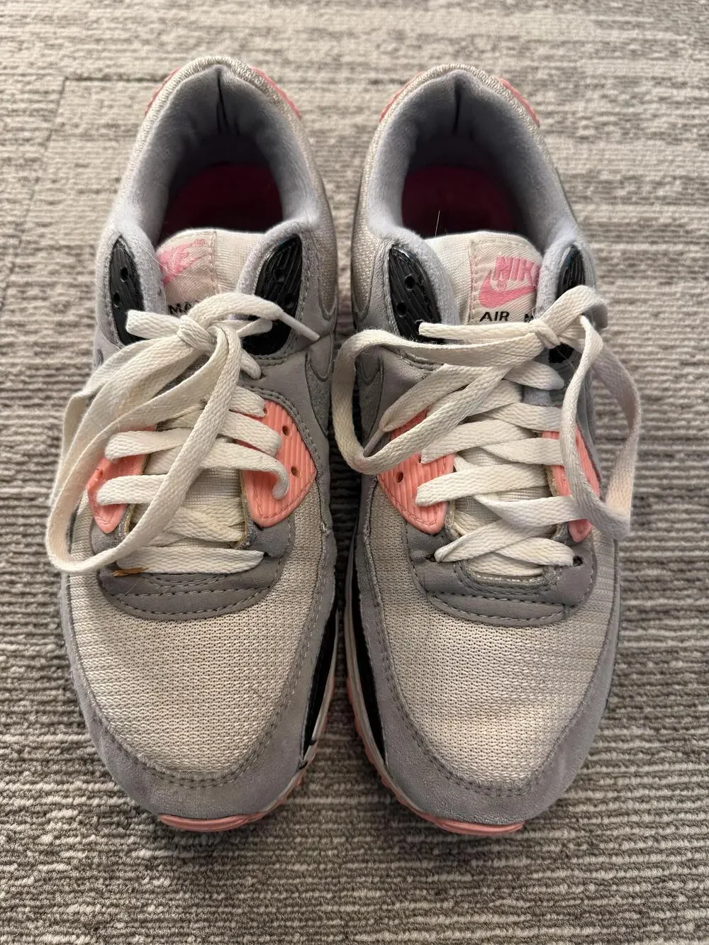 Nike Air Max 90 Shoes Mens Size 8.5 Gray Pink Black CD0881-101 Running Sneaker